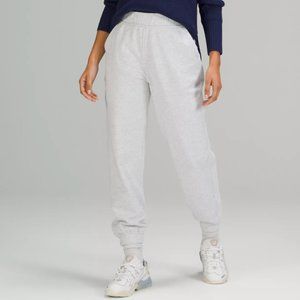 Lululemon relaxed high rise joggers worn once